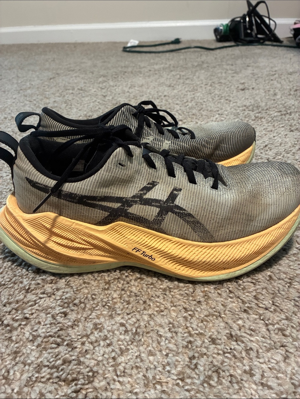 ASICS Superblast - Picture 2 of 4